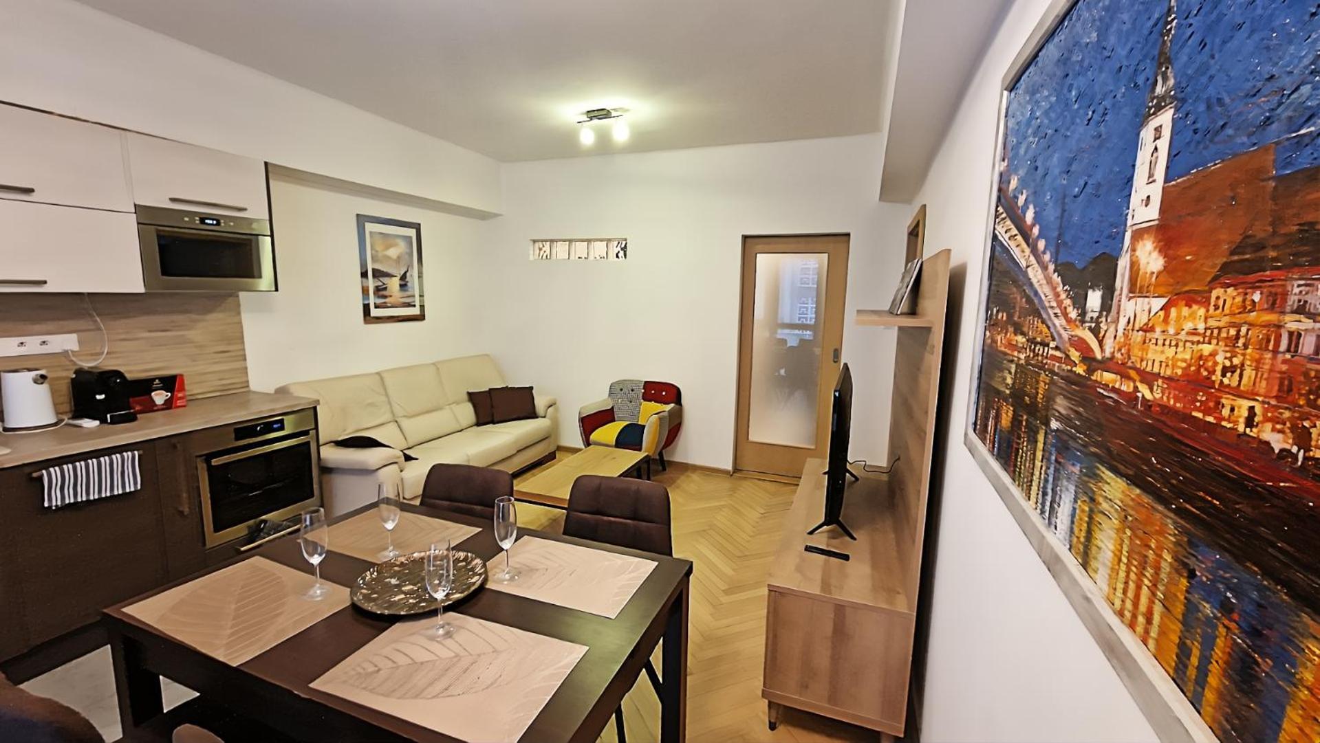 3 Room City Center Apartment By Bratislavatrip Exterior foto